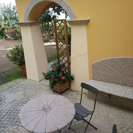 Bed and Breakfast Le Roverelle Ilbono Exteriér fotografie