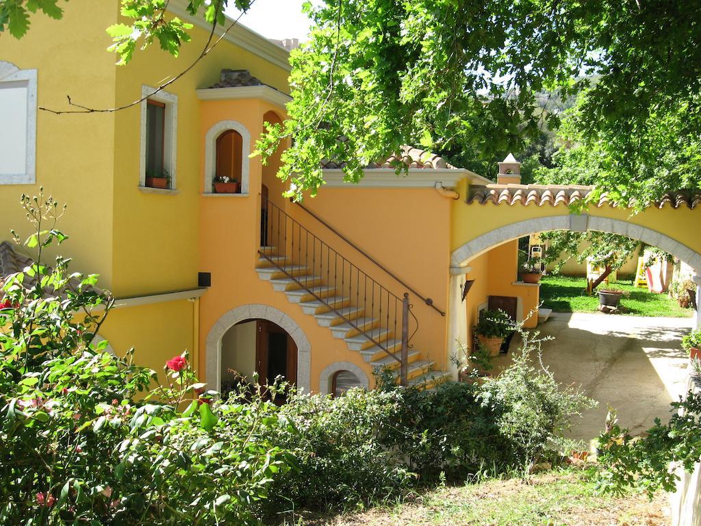 Bed and Breakfast Le Roverelle Ilbono Exteriér fotografie