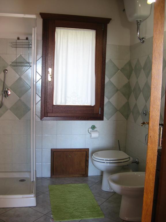 Bed and Breakfast Le Roverelle Ilbono Pokoj fotografie